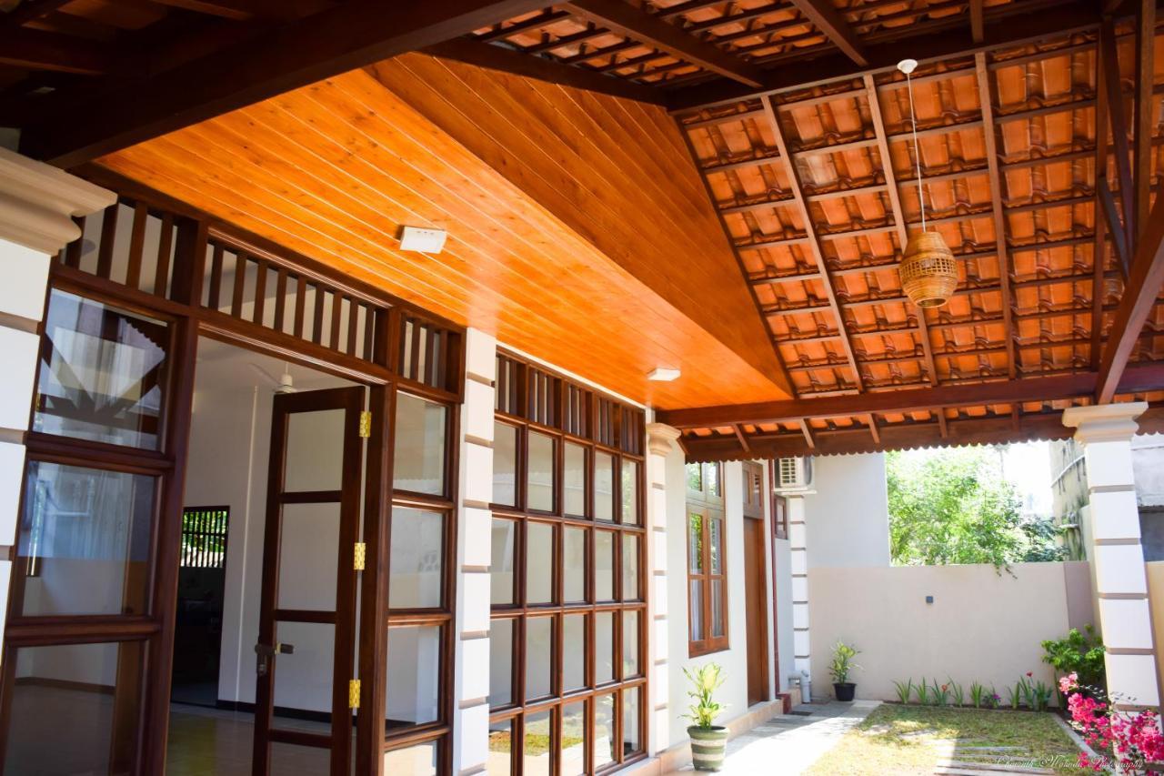 Tenasi Beach Resort Ahangama Exteriör bild
