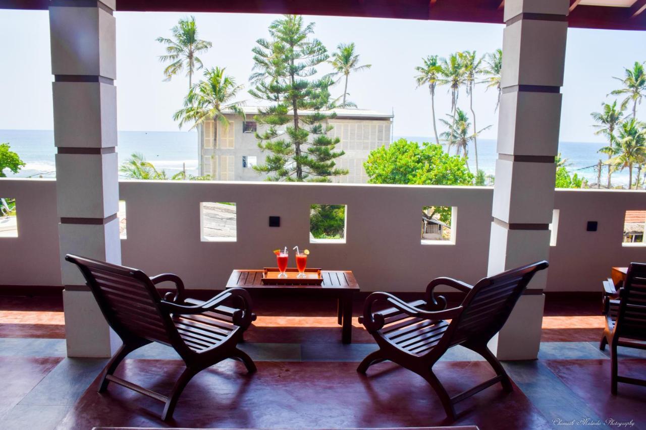 Tenasi Beach Resort Ahangama Exteriör bild
